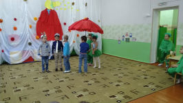сценка "Под грибом"